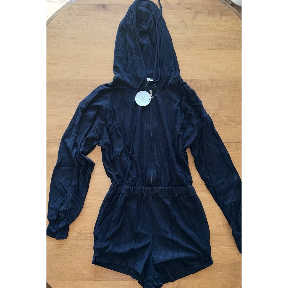 NEW NIA Black Hooded Romper Size Small Pockets MSRP‎ $78